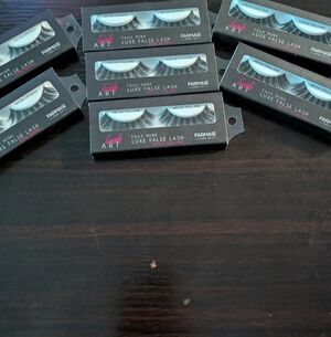 Farmasi Luxe Faux Mink Lashes - Black